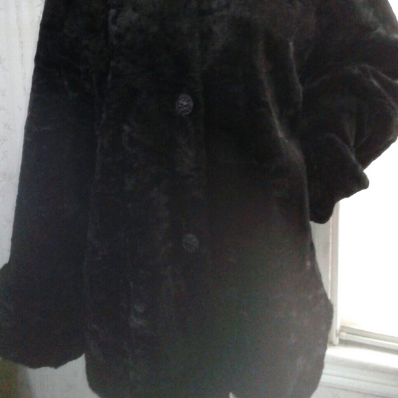 Black faux fur Pashi coat - Picture 3 of 5